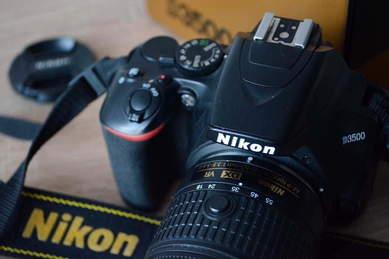 Nikon D3500 z obiektywem, stan jak ze sklepu