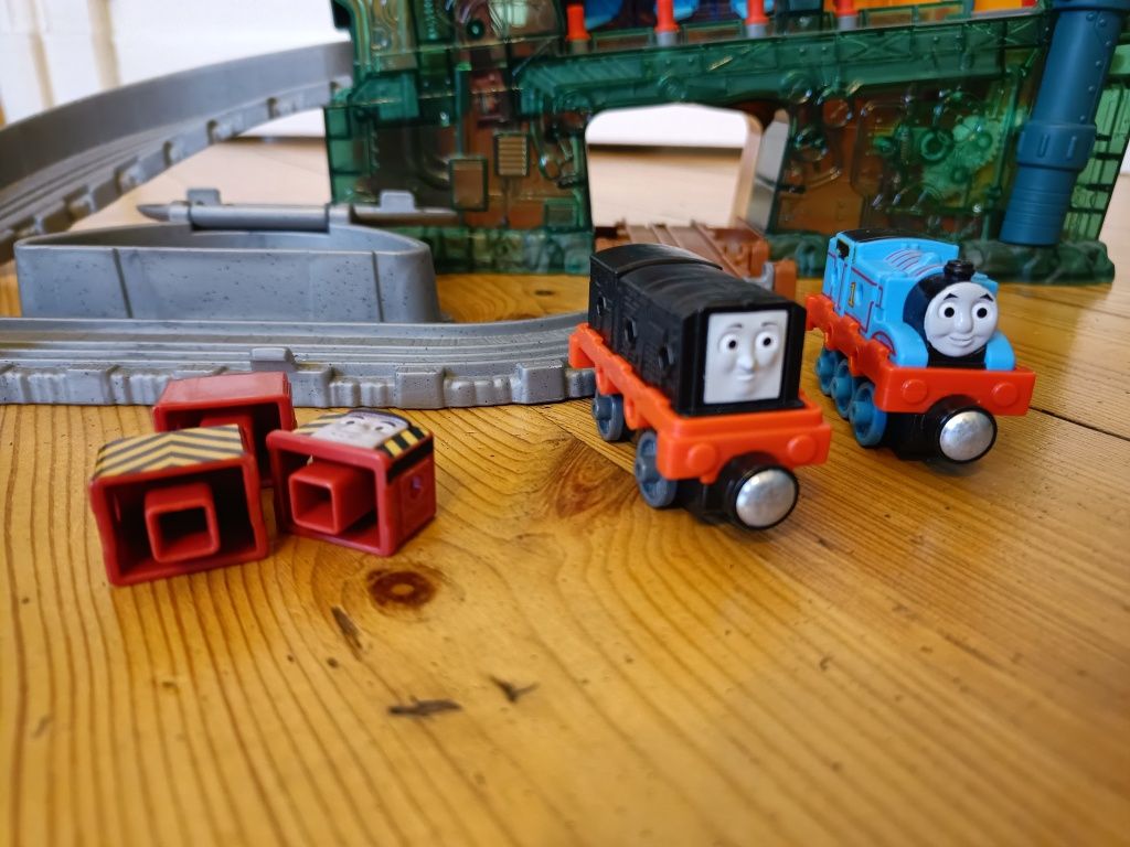 Tomek i przyjaciele fabryka pociągów