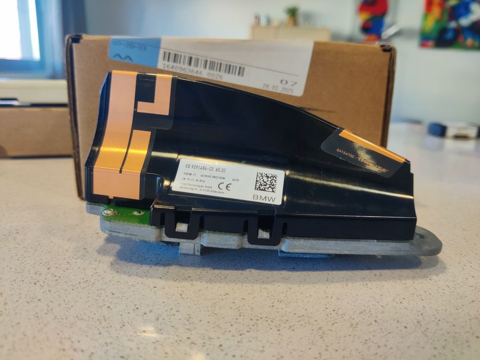 Antena BMW G20 G21 G30 G31 GPS 4G MIMO GNSS ROW