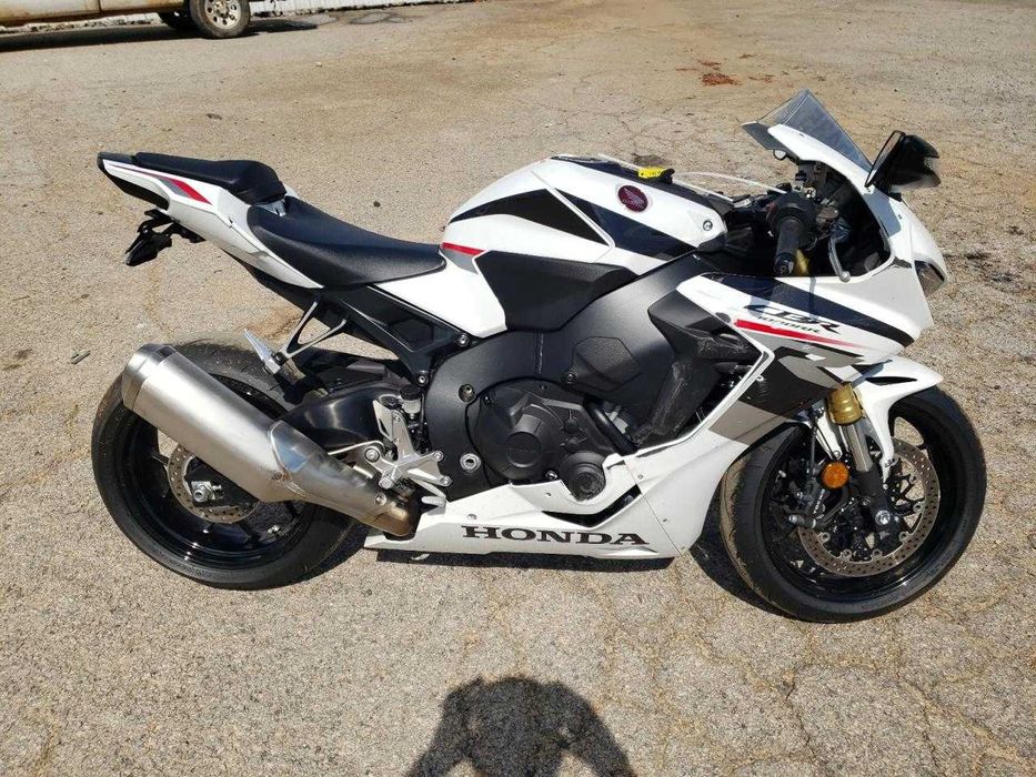 2025 HONDA CBR1000 RR