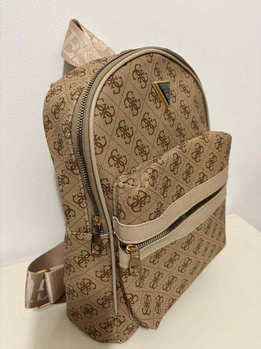 Plecak Guess Beżowy nowy