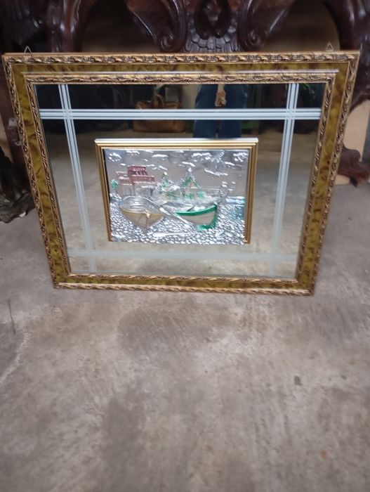 Vendo esta peça muita bonita bom estado