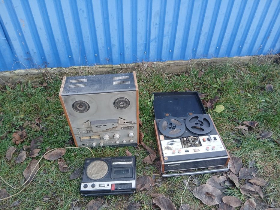 Продам магнитофон деталі за телефоном