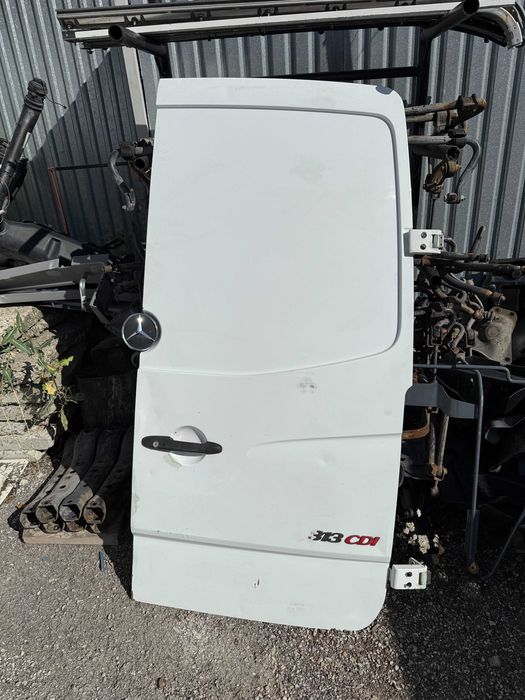Двері задні ліві праві Mercedes Sprinter W906 Crafter дверка Спрінтер