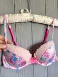 бюстики Gilly Hicks от Hollister