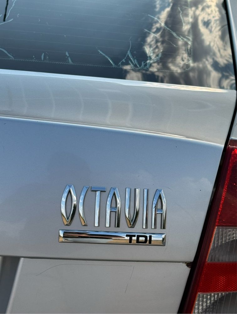 Продам Шкоду Октавію 1.9 тді