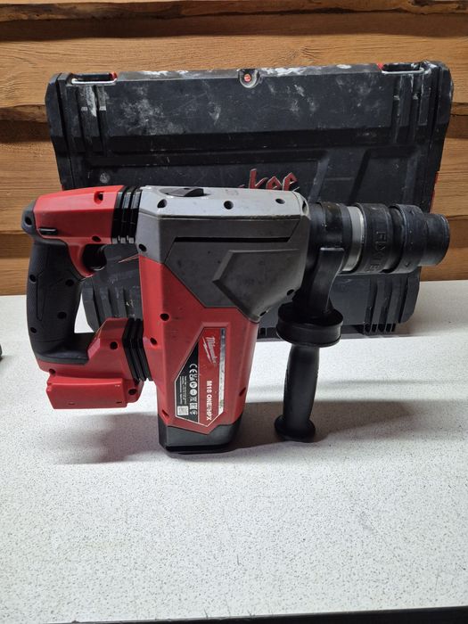 Milwaukee Młotowiertarka SDS PLUS+Aku2x+Walizka+Ładowarka F11