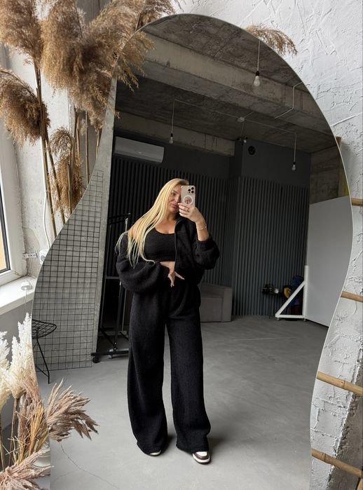 Женский  спортивный костюм тройка