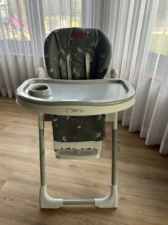 Krzesełko do karmienia Momi Gwaju