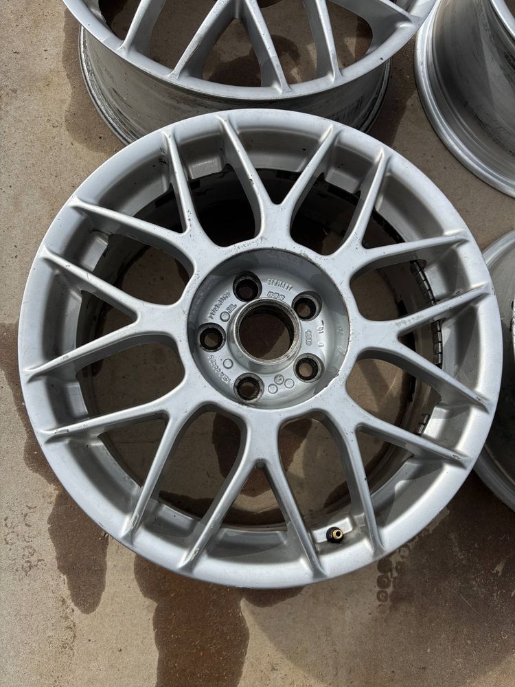 Sprzedam felgi aluminiowe BBS 5x112 R17 do Audi A6 C5