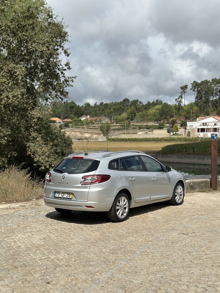 Renault Megane 1.5dCi - 110cvs Caixa 6