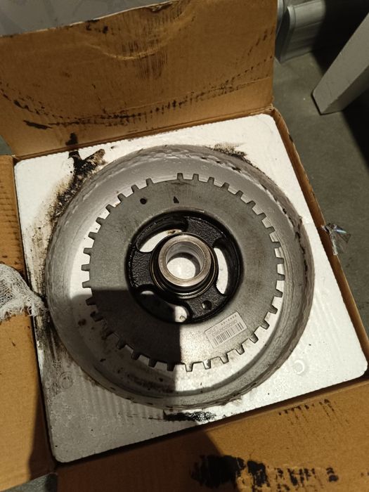 Шків колінвала  на мазду,форд