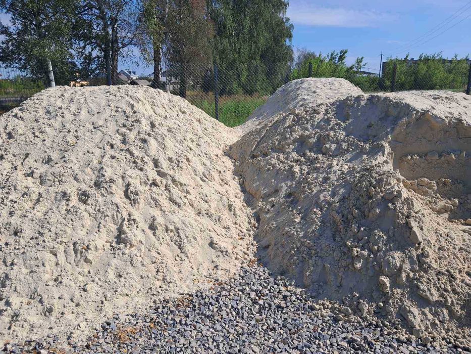 Пісок, Відсів, Щебінь (5-20, 20-40, 20-70), Чорнозем, Шутер, Підсипка