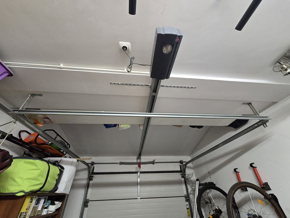 Brama garażowa segmentowa kompletna z napędem TRANSPORT