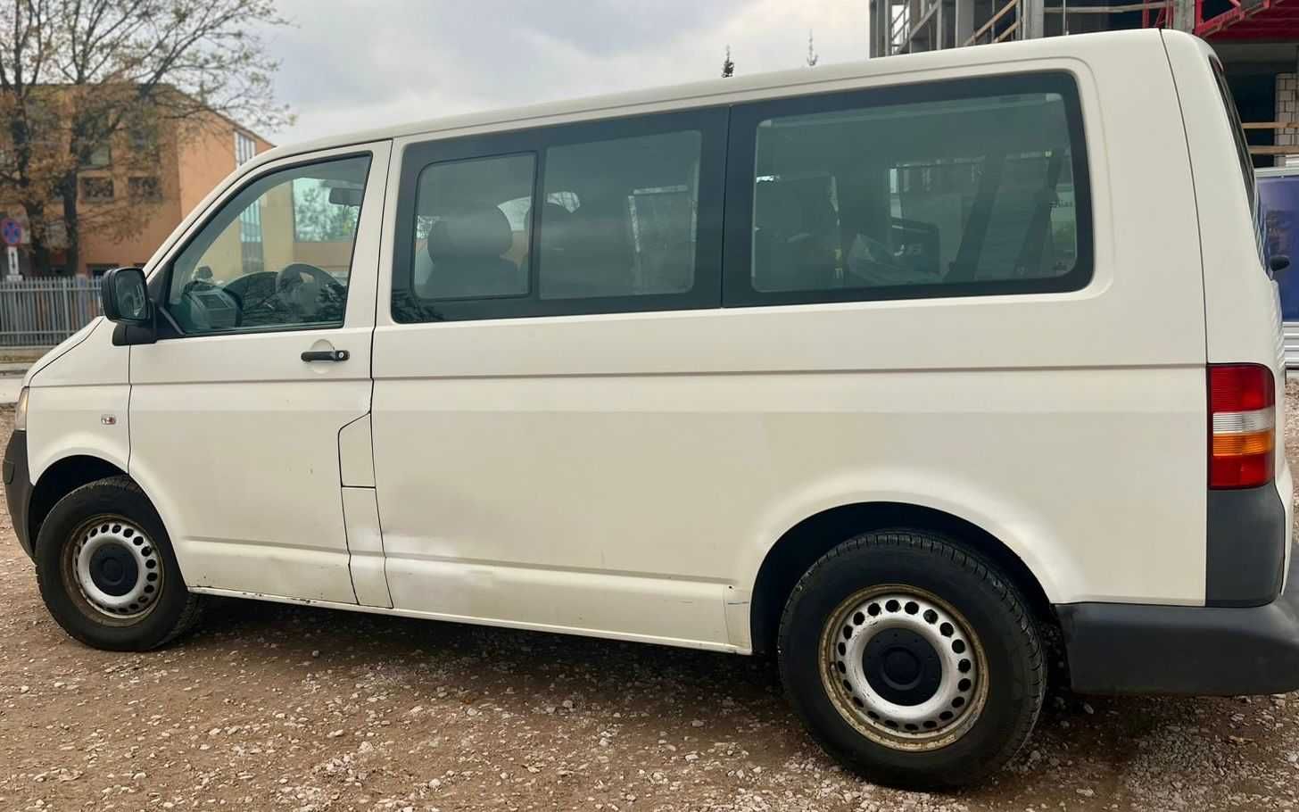 Volkswagen Caravelle 2008 III покоління/T5 • 2.5D MT (131 к.с) • Base