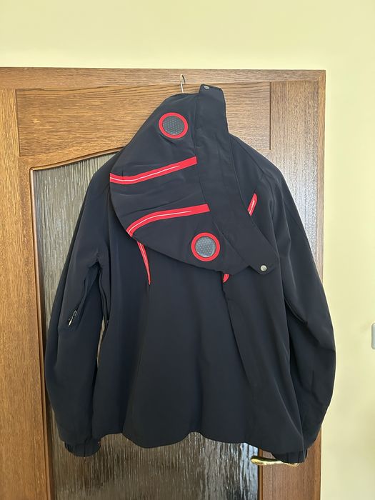 Kombinezon narciarski dwuczęściowy marki Descente