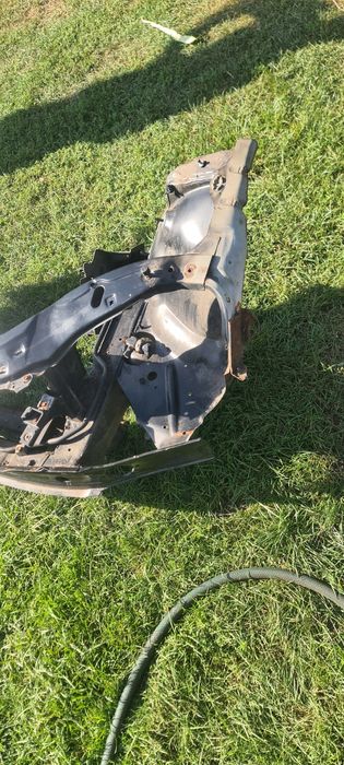 Pas Przedni Przód Belka Okulary Mercedes SLK R170 W170