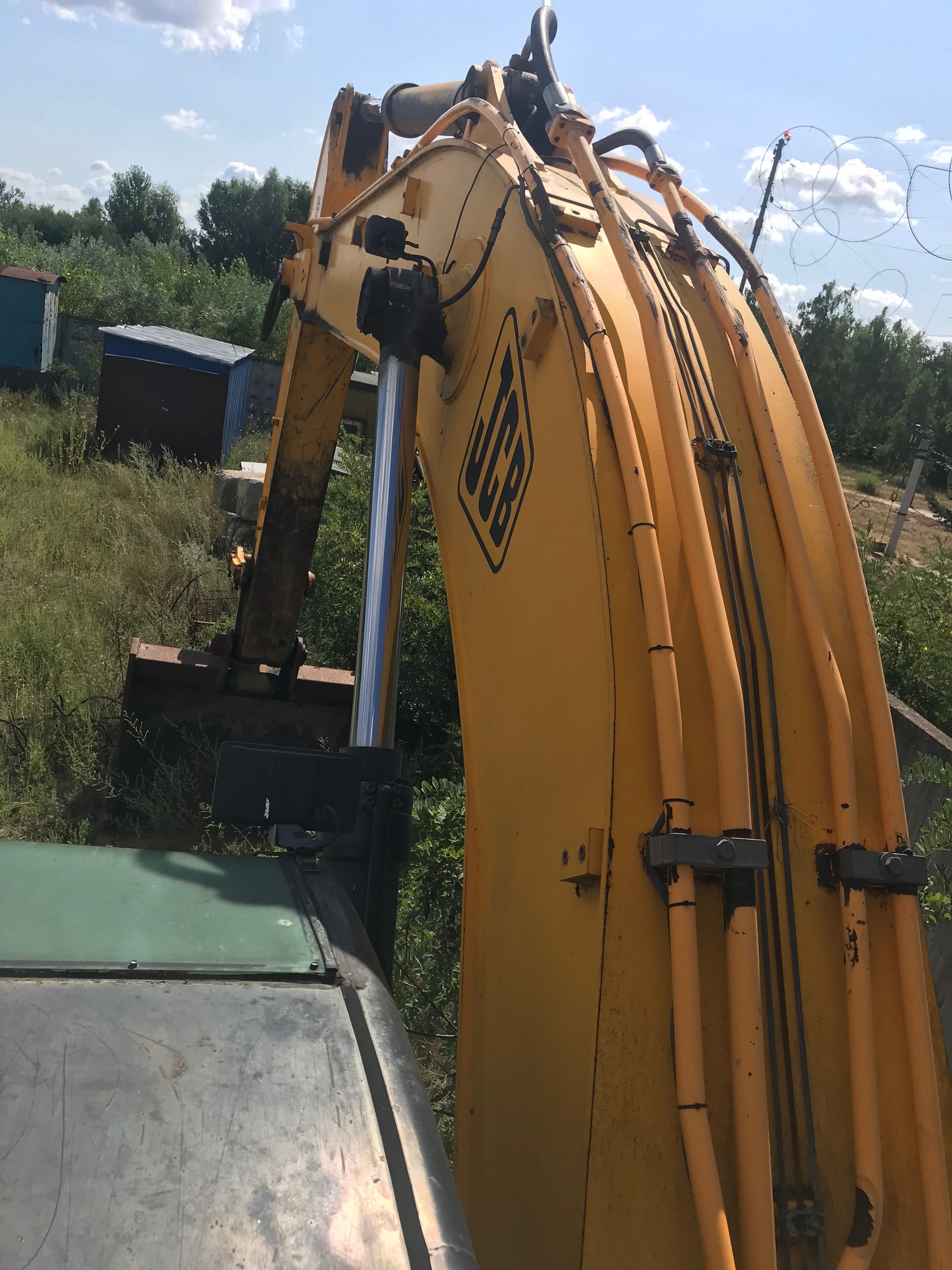 Розборка JCB JS330 ( по запчастинам ).