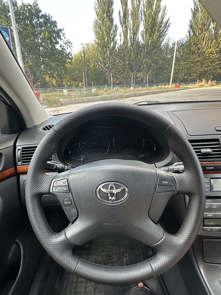 Toyota Avensis 2008 року (рестайлінг)