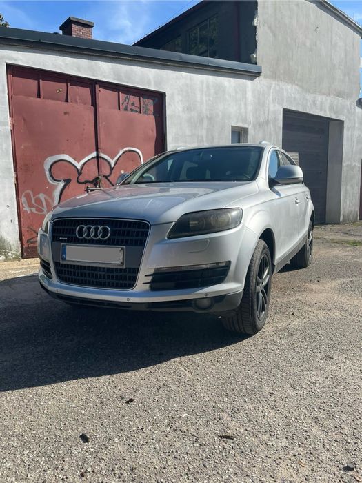 Audi q7 3.0 7osobowe