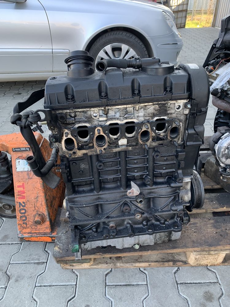 Двигун мотор двигатель VW 1.9tdi AVQ