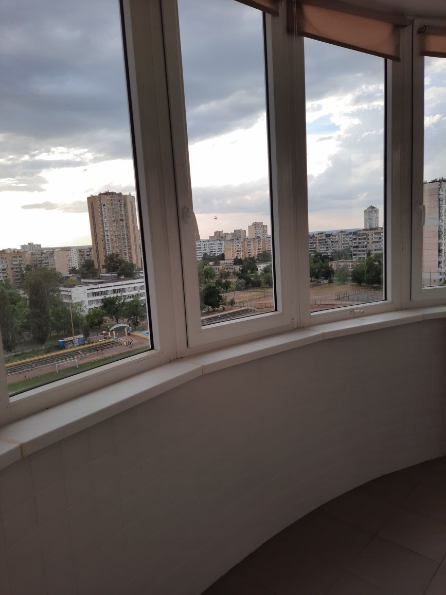 Оренда Вільна однокімнатна ,Г.Сталінграда 43В,метро 10хв