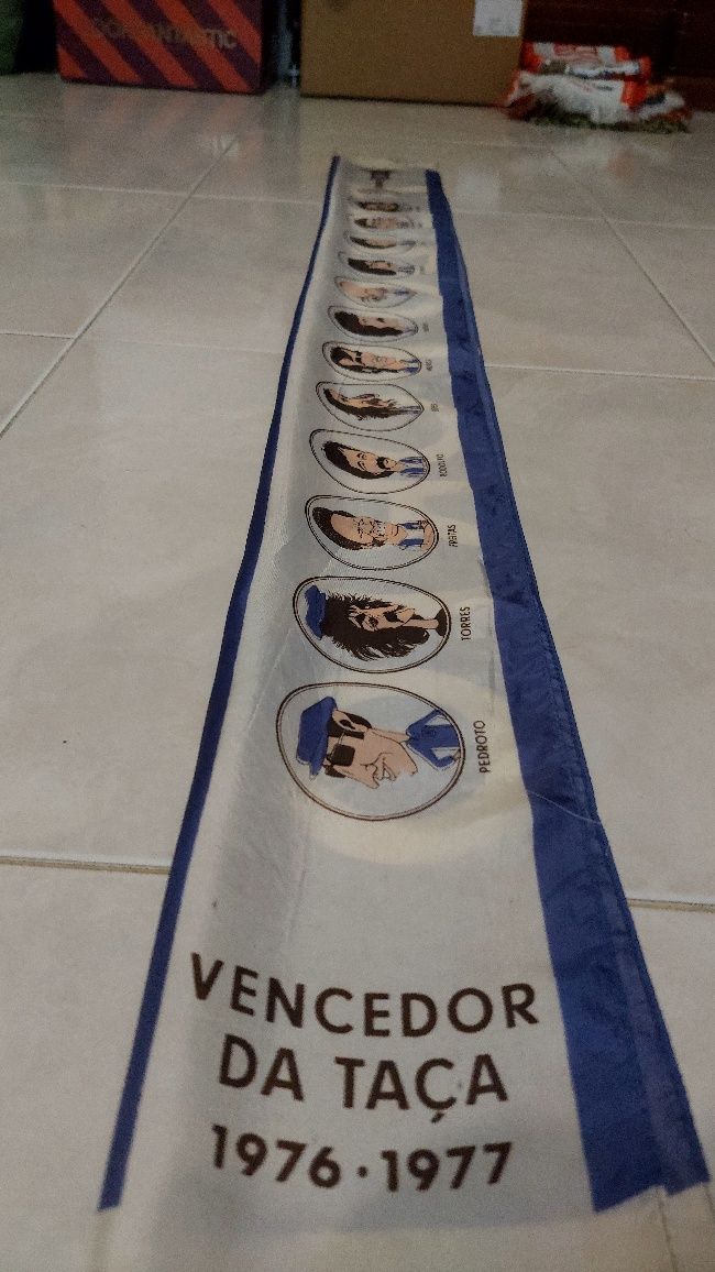 Cachecol.do FCPorto com.49 anos