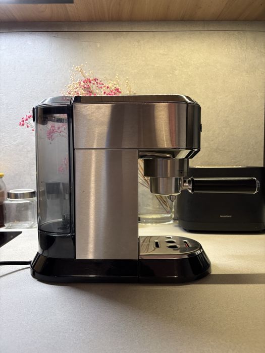 Ekspres Delonghi dedica style