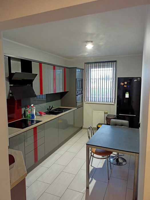 Wynajmę mieszkanie Piastowska środkowe niskie koszty.