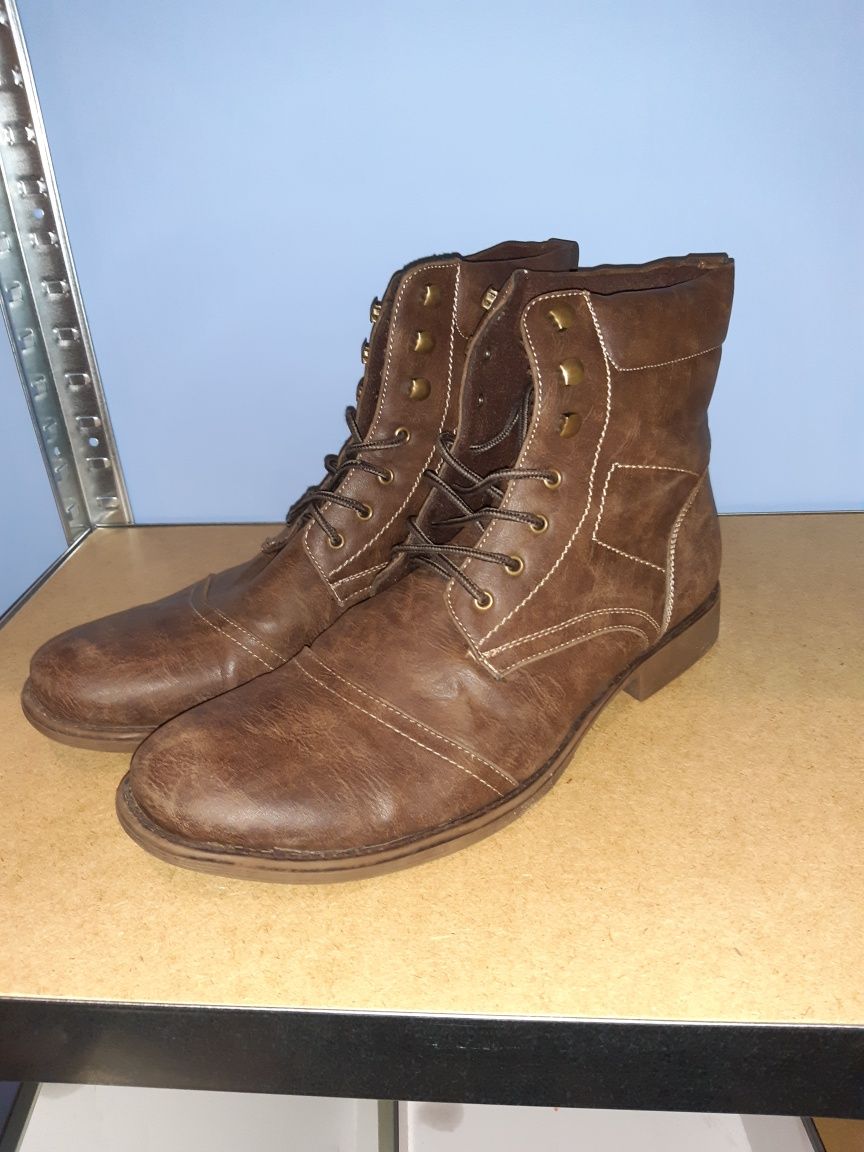 Buty męskie zimowe