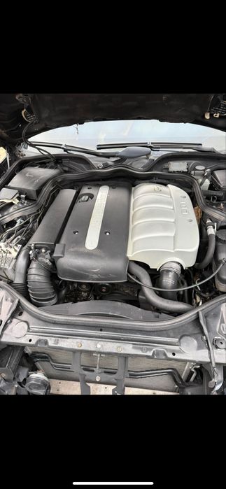 Мерседес 211 з економним 2.2 мотором