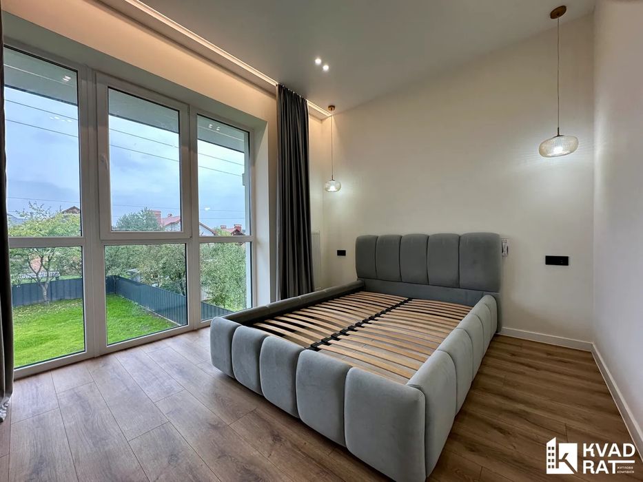 Стильний укомплектований будинок !