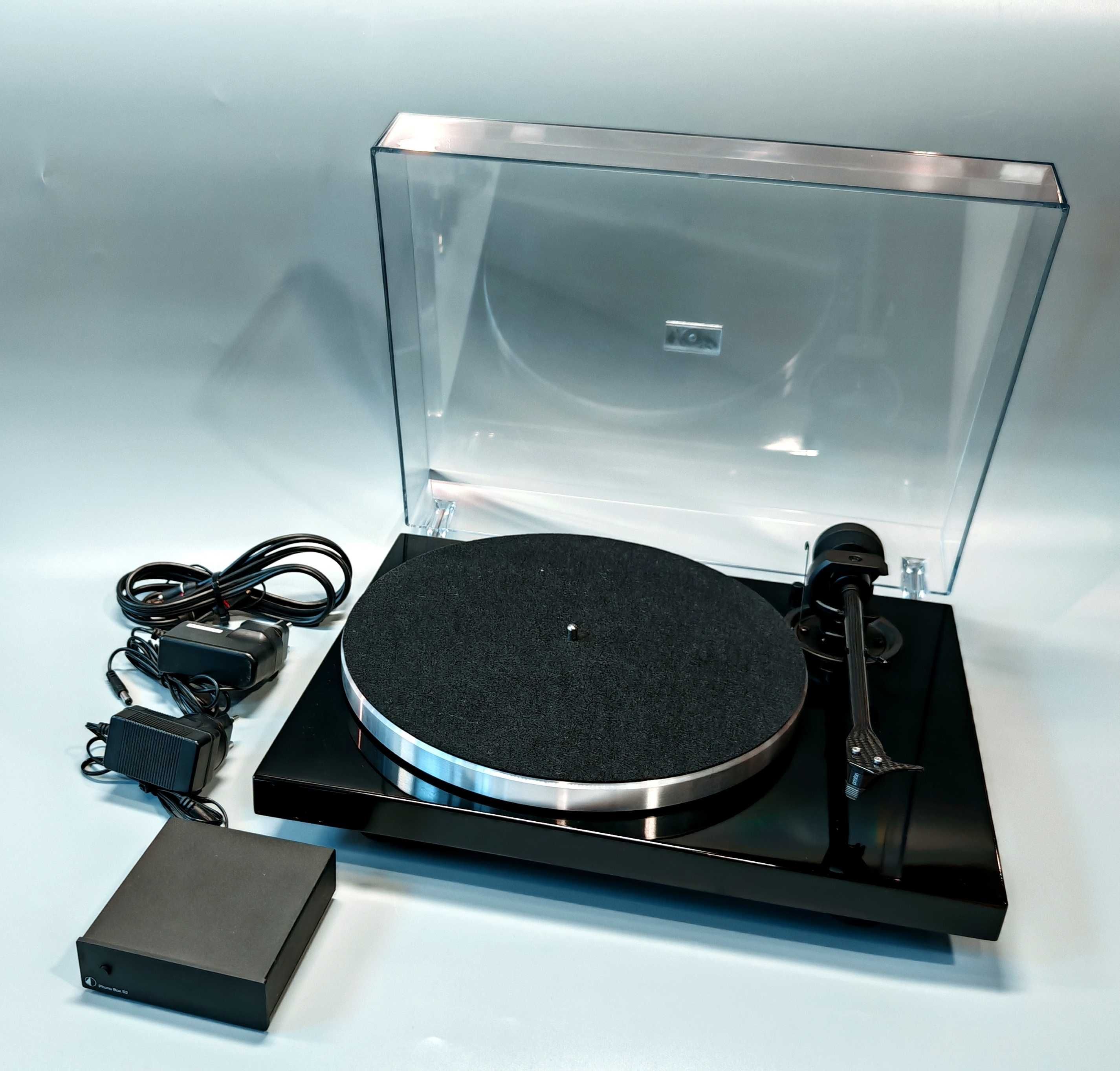 Gramofon Pro-Ject 1 Xpression Carbon + Wzmak Pro-Ject Phono Box S2 !!