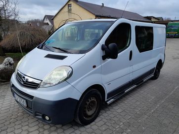 Opel vivaro brygadowka long 5 osobowy 2007r