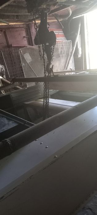 Лодка "Прогрес 4" з мотором Віхрь 30 та пристроями для транспортування