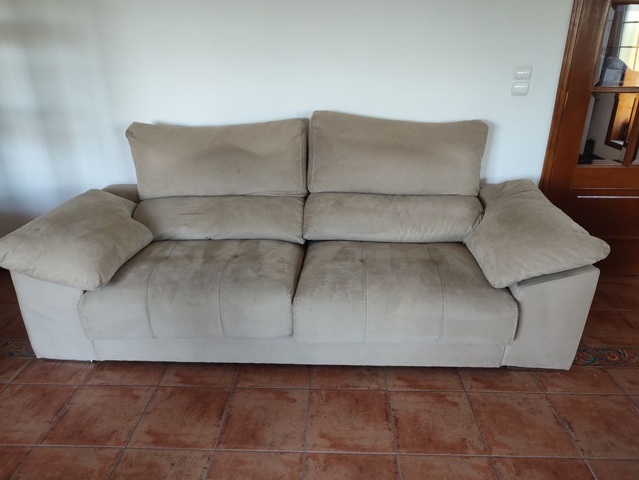 Sofá Bege Rebatível