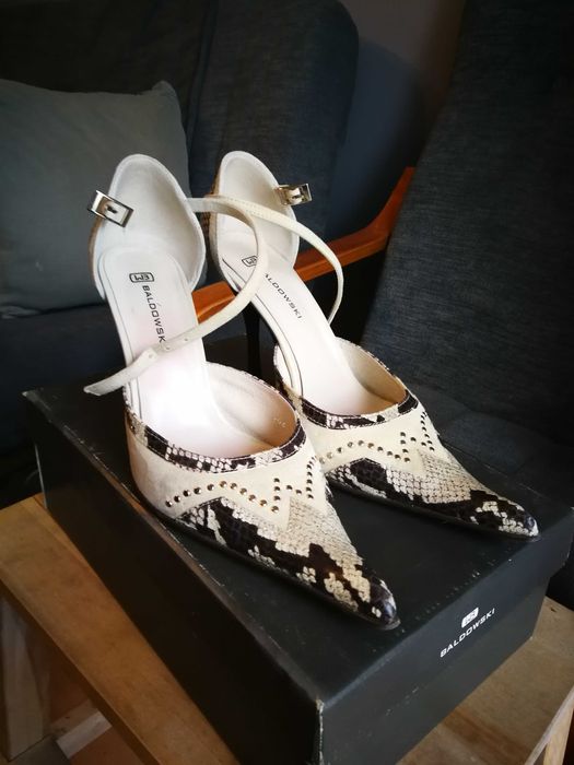 Szpilki Baldowski że skóry naturalnej