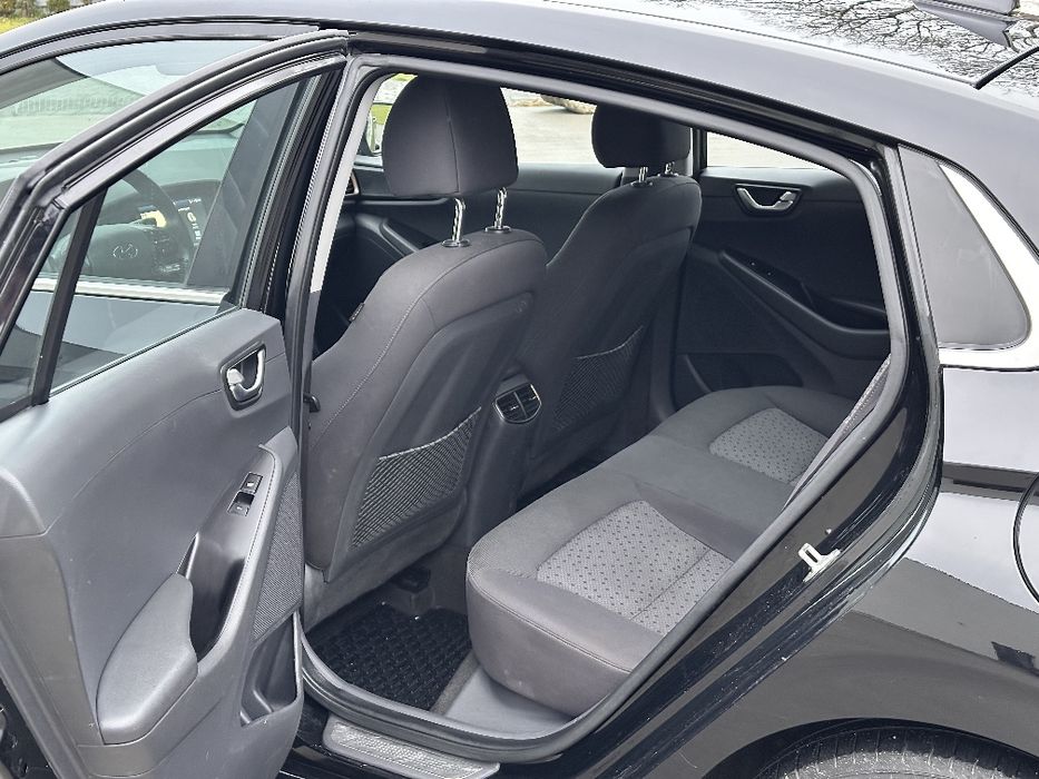 Hyundai Ioniq 2019 рік