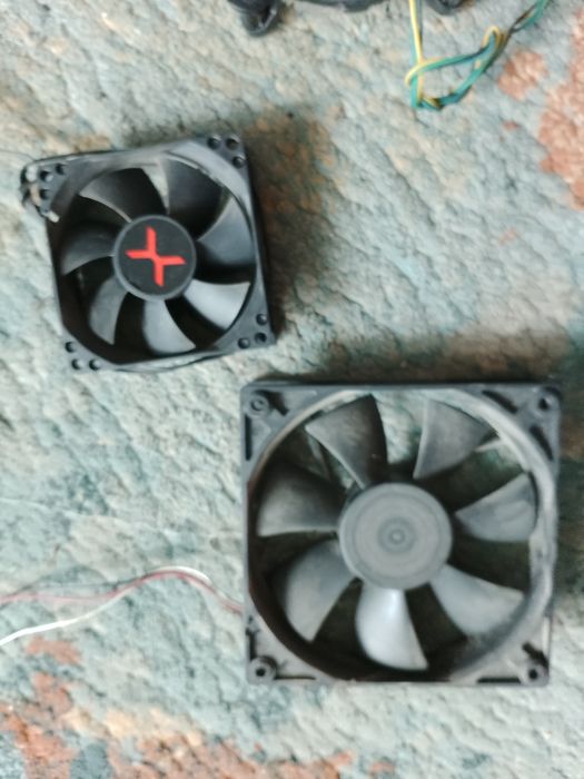 Zestaw części komputerowych (obudowa+zasilacz+ram 8gb DDR3+chłodzenie)