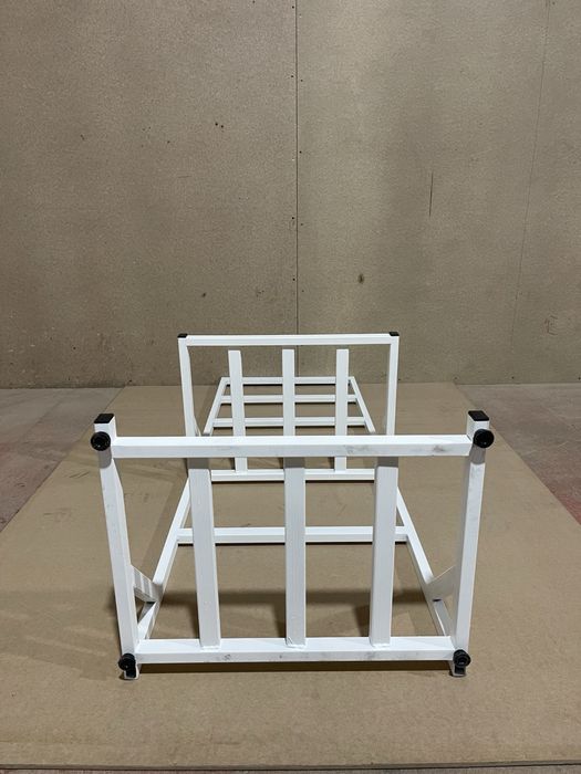 Стійка під інвертор