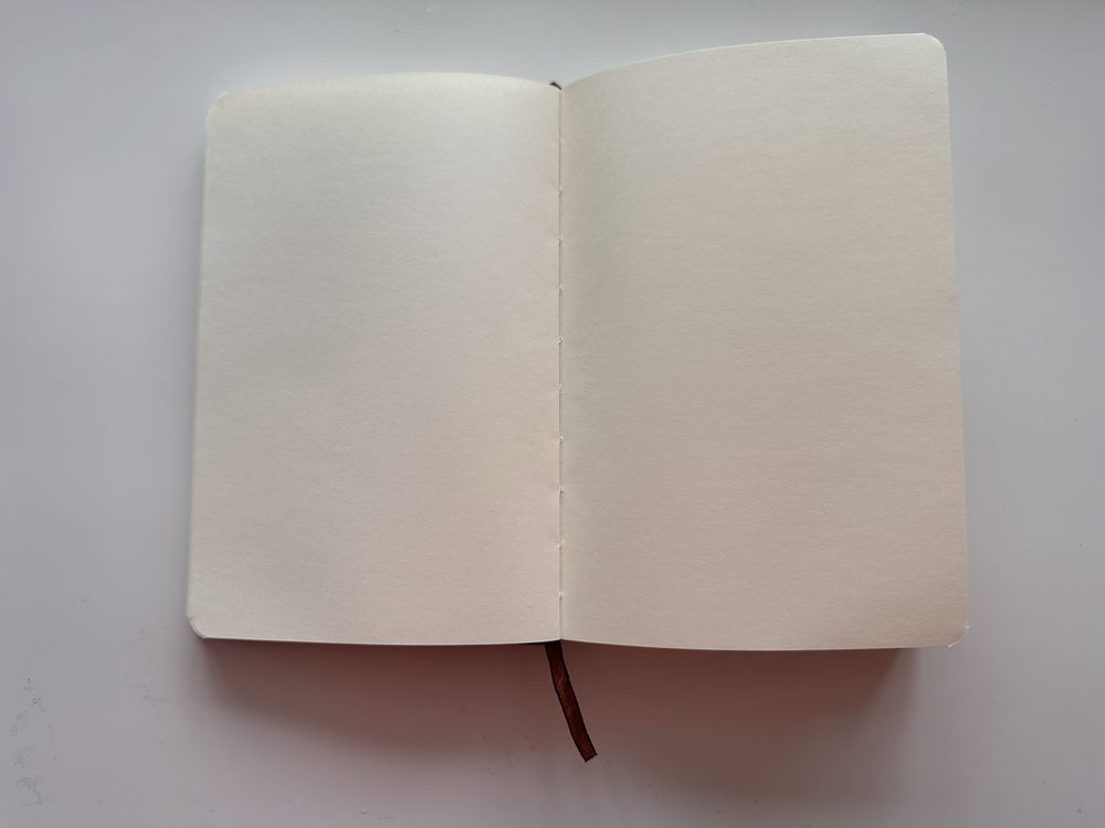 Блокнот скетчбук a5, 330 листів, 660 сторінок