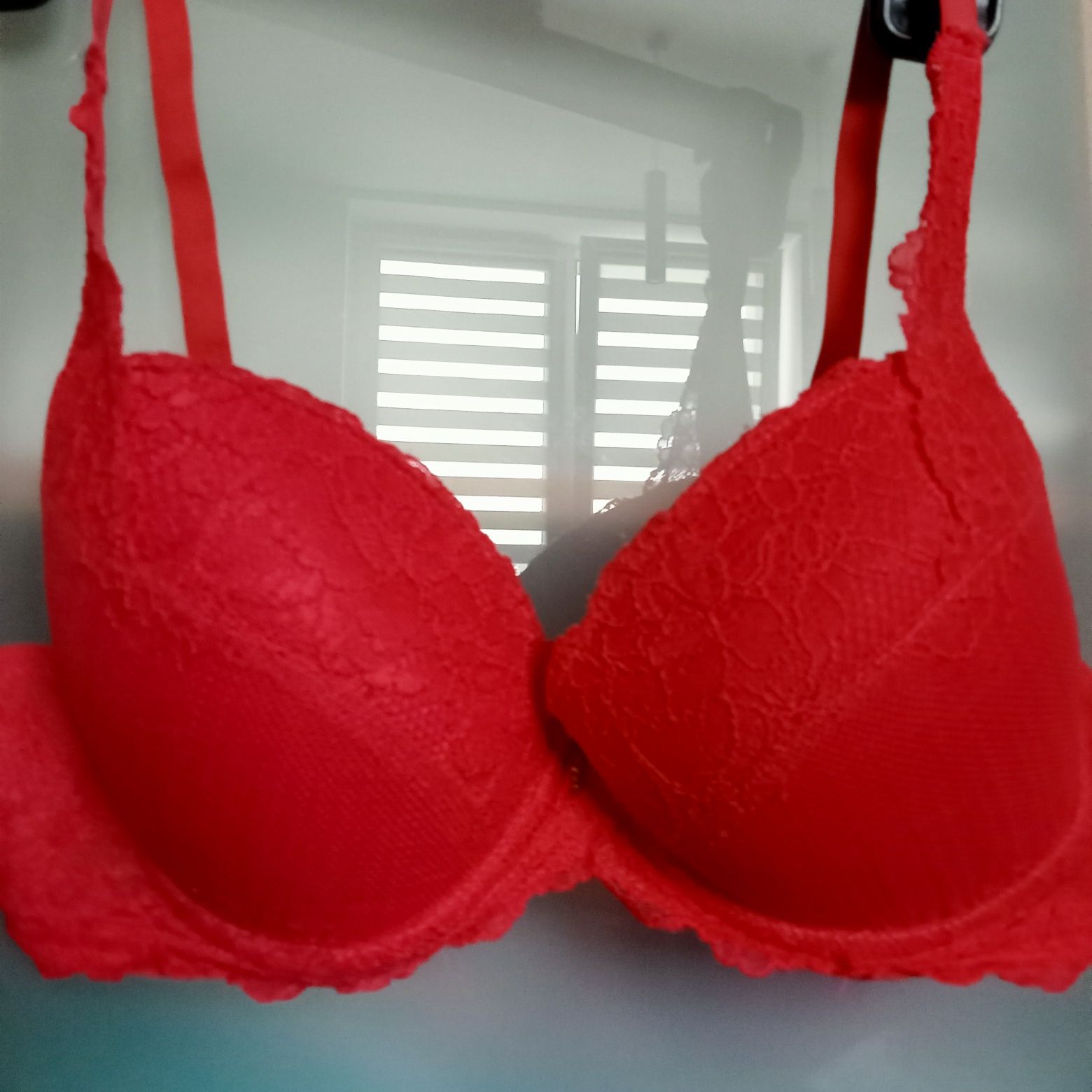Biustonosz push up, koronkowy Esotiq 75D
