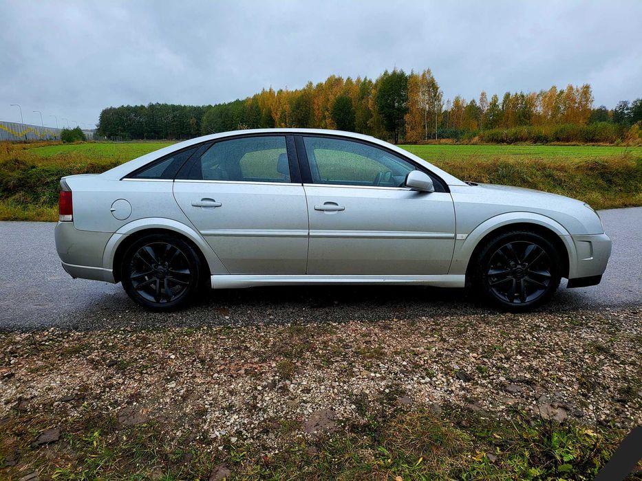 Opel Vectra C 1.8 GTS klimatronic skóra navi alu17 nowe opony JAK NOWA
