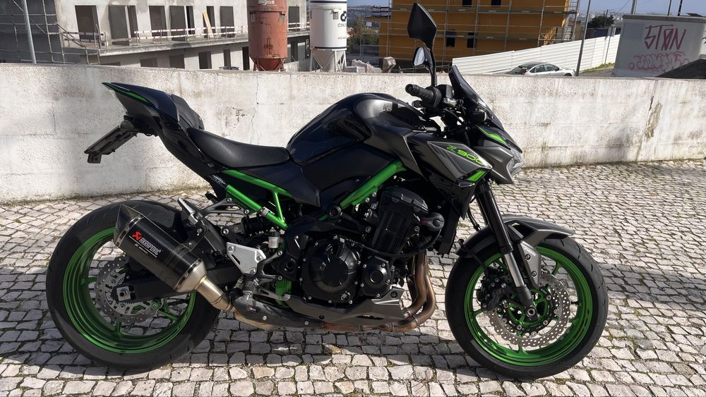 Kawasaki Z900 Performance 2024