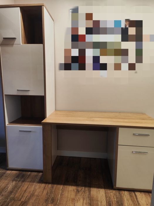 Sprzedam komplet mebli: regał + biurko