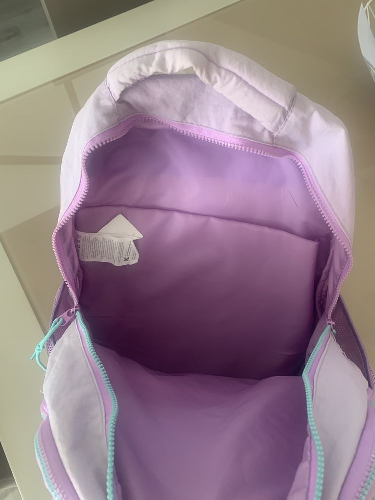 Vendo mochila MARSHMALLOW