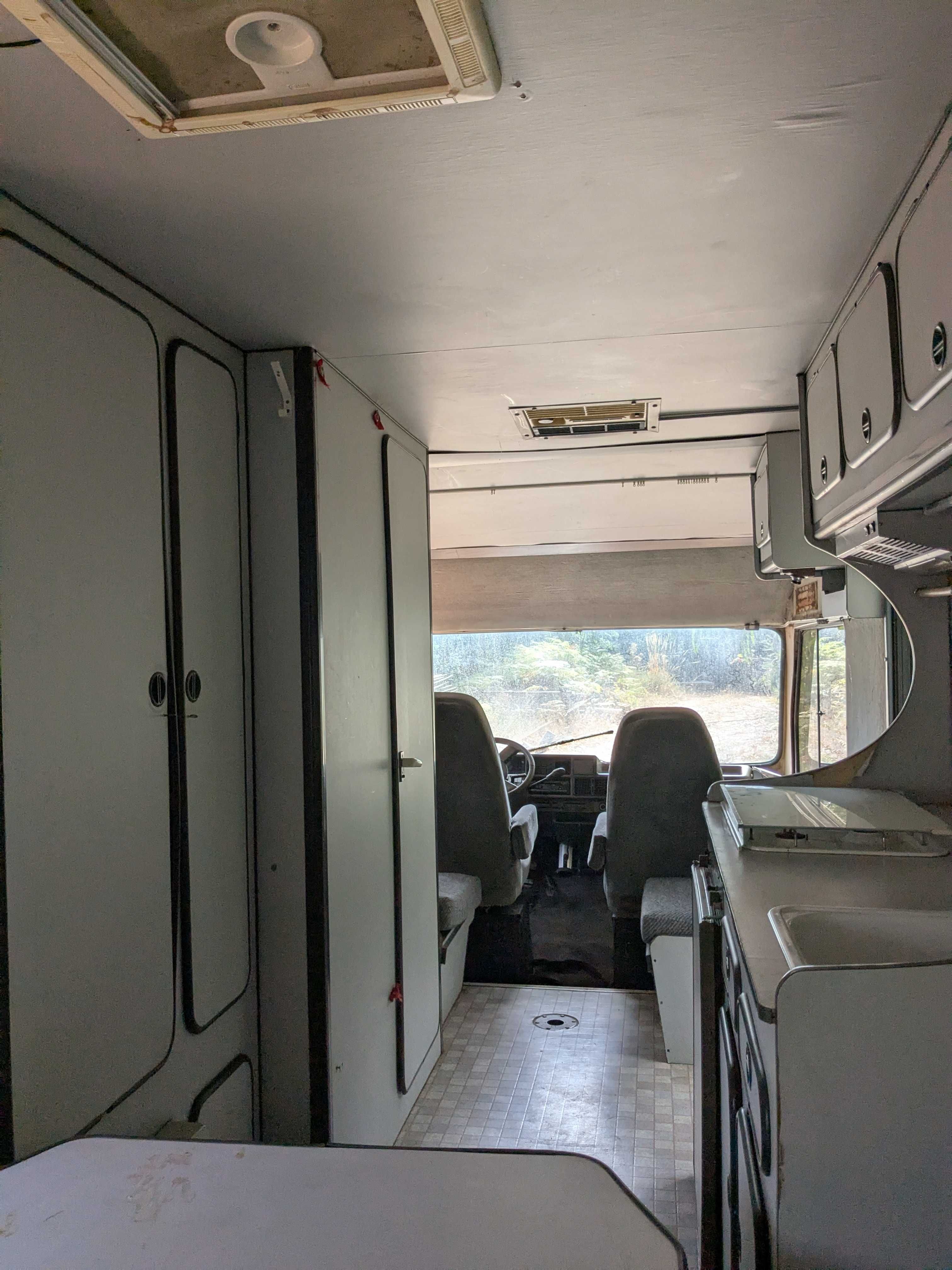 Campervan Fiat Ducato from 1987 for renovation or repair
