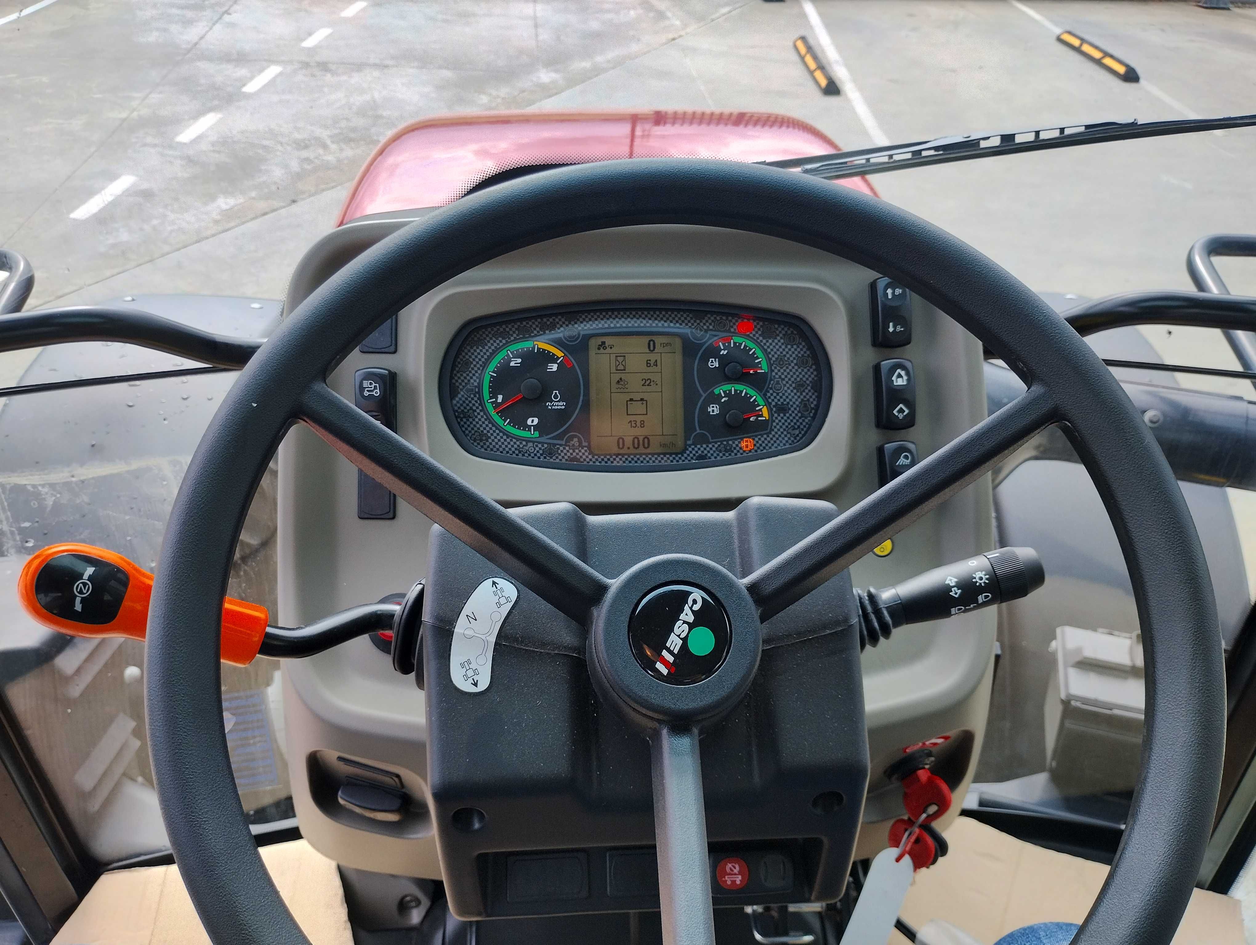 Ciągnik rolniczy CASE IH Farmall 100A Power Shuttle - RATY 0 %