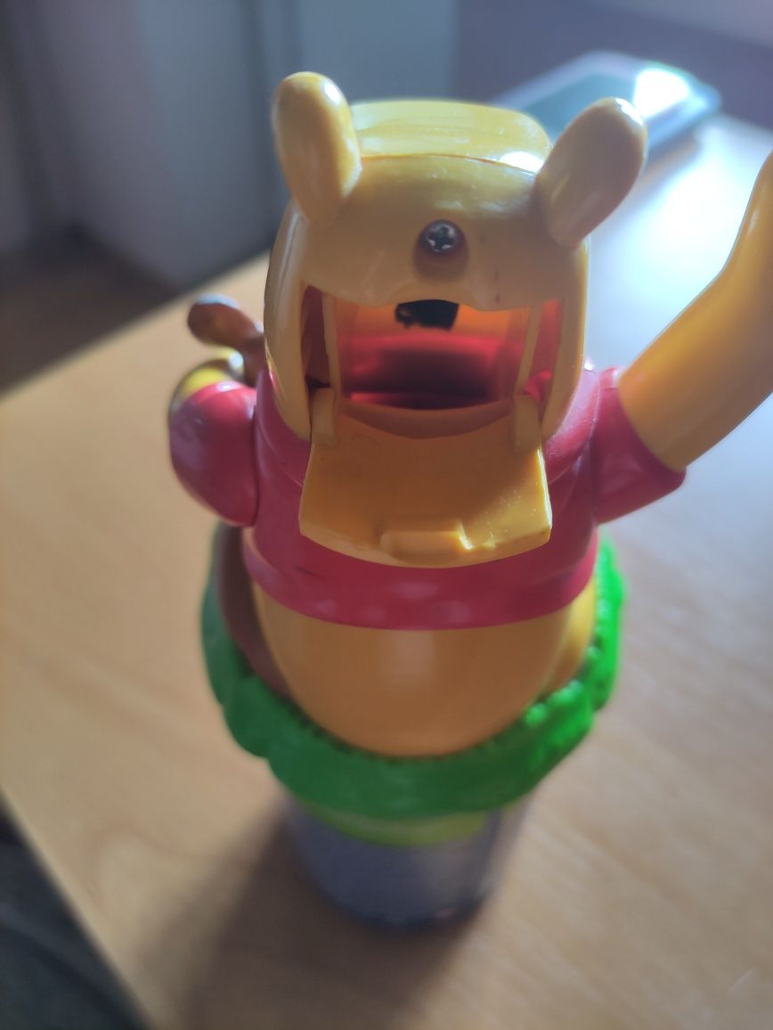 Винни-Пух с диспенсером для драже Roo Nestle Mini Smarties