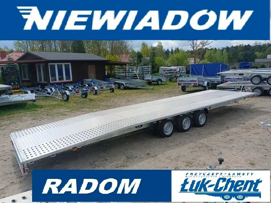 Niewiadów  Laweta płaska 8,5 m pod 2 auta, Niewiadów 3 osie, koła 13"